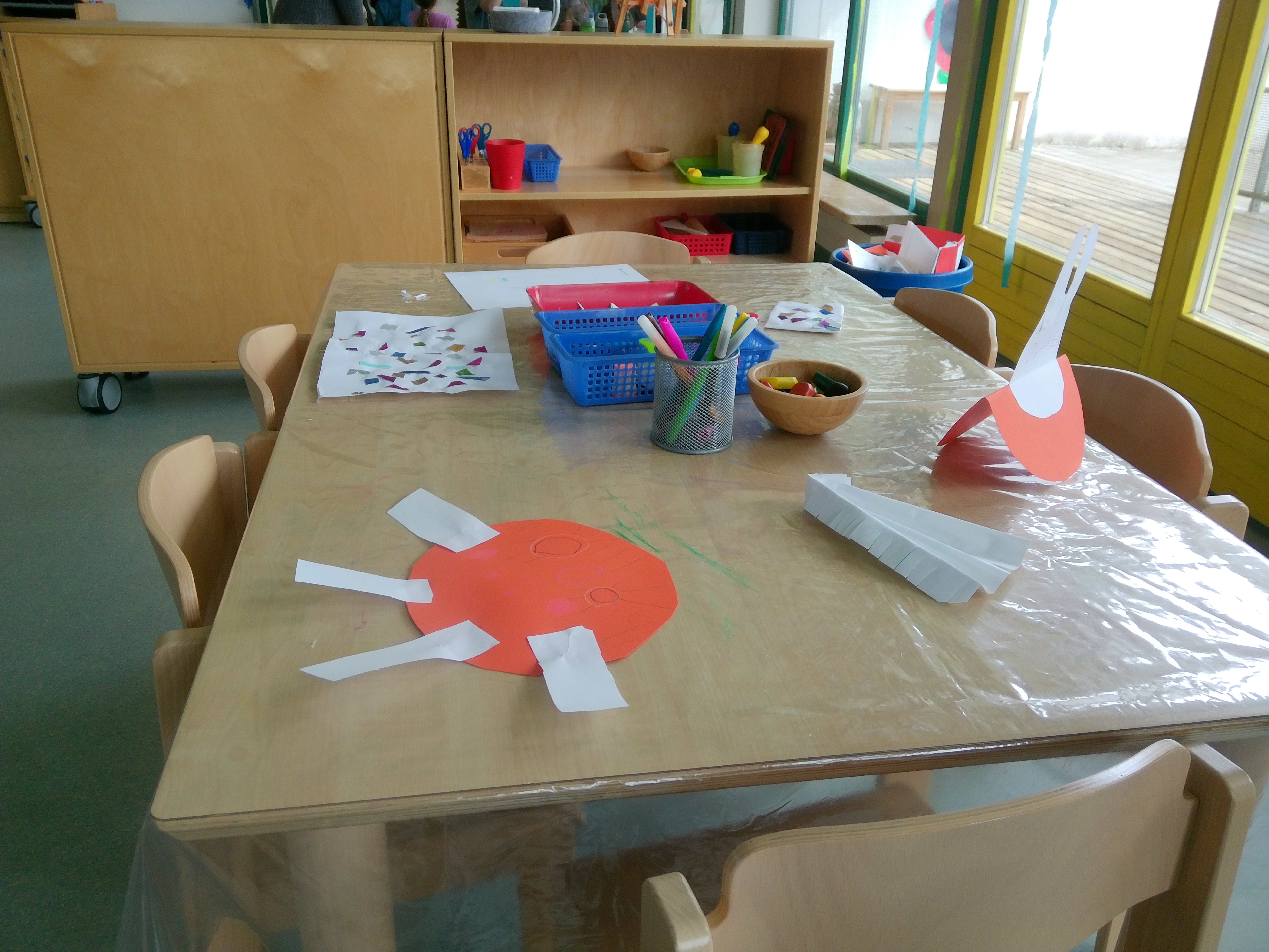 Seesterne-Mal-und-Basteltisch-1